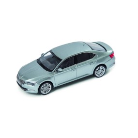 Miniature ŠKODA SUPERB 1:43 grise