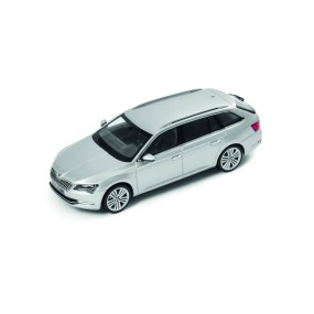 Miniature ŠKODA Superb Combi 1:43 argent
