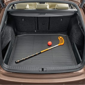 Tapis de coffre réversible pour plancher plat OCTAVIA COMBI A8